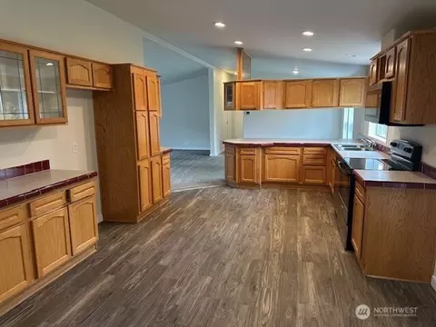 307 E State Route 4, Cathlamet, WA 98612 photo 11