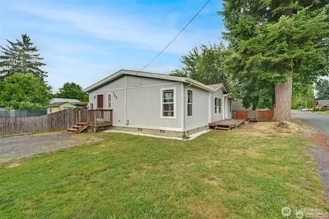 705 SW 1 St, Castle Rock, WA 98611