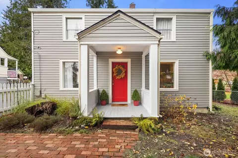 Exterior - 5724 Lowell Rd, Everett, WA 98203 photo 3 of 6