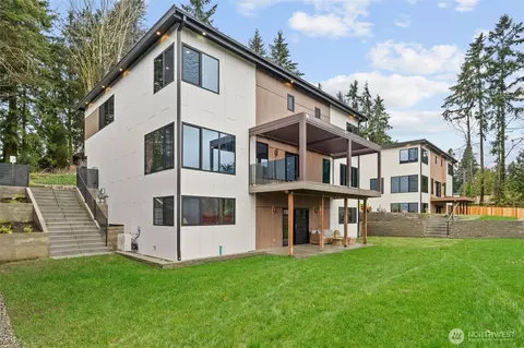 7903 240th St SW, Edmonds, WA 98026