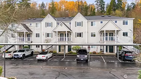 31900 104th Ave SE #C204, Auburn, WA 98092