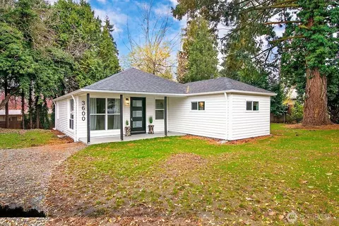3600 NE 53rd St, Vancouver, WA 98661