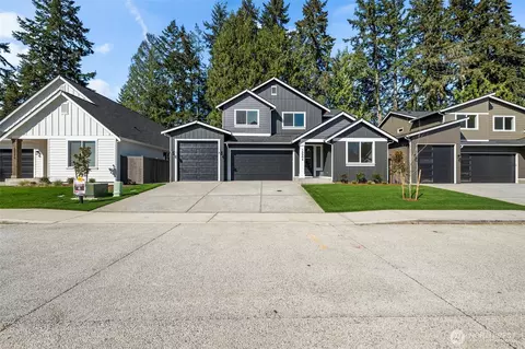 15306 106th Ave E, Puyallup, WA 98374
