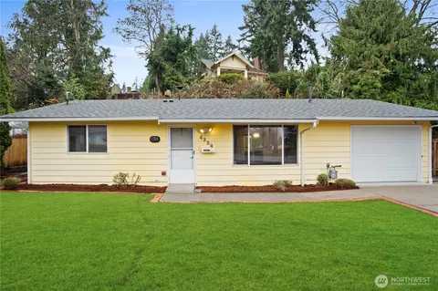 Exterior - 4334 Grand Ave, Everett, WA 98203 photo 3 of 7