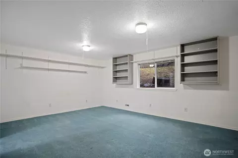 Bedroom - 4334 Grand Ave, Everett, WA 98203 photo 1 of 5