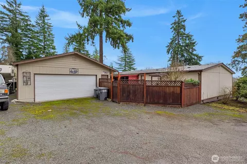 6217 4th St E, Tacoma, WA 98424