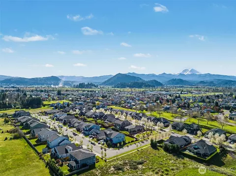 View/Area - 3359 Terry Ln, Enumclaw, WA 98022 photo 1 of 4