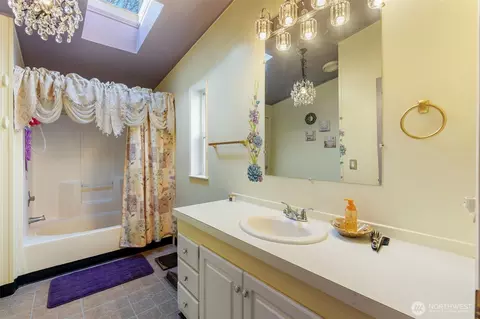 821 Tipsoo Loop S #A, Rainier, WA 98576 photo 18