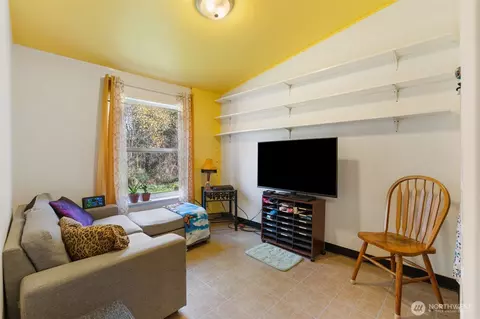 821 Tipsoo Loop S #A, Rainier, WA 98576 photo 20