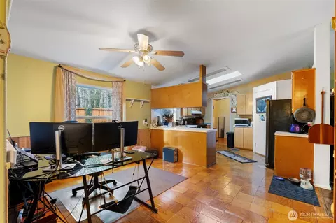 821 Tipsoo Loop S #A, Rainier, WA 98576 photo 12