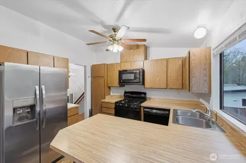 20411 14th Dr SE, Bothell, WA 98012 photo 9