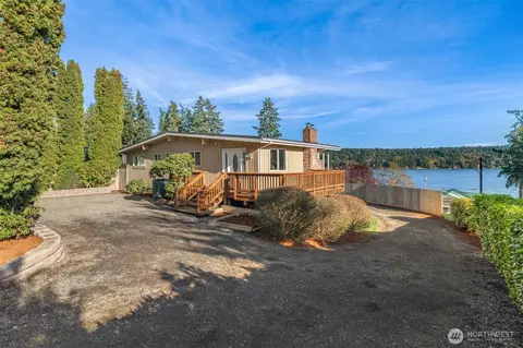 5852 Madrona Ave NE, Bremerton, WA 98311