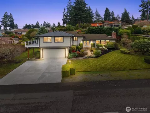 29318 9th Pl S, Federal Way, WA 98003