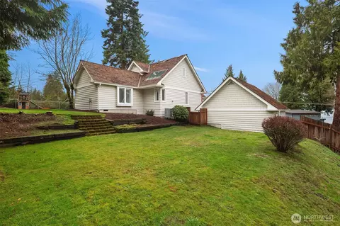 Exterior - 8430 Talbot Rd, Edmonds, WA 98026 photo 6 of 8