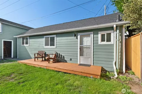 Exterior - 1926 Colby Ave, Everett, WA 98201 photo 2 of 8