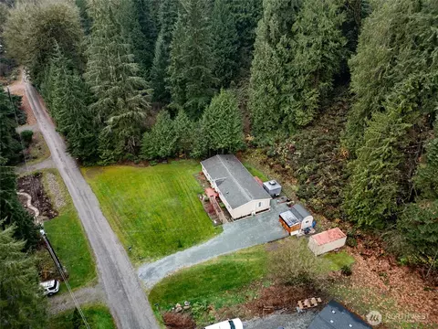 9054 W Pressentin Dr, Concrete, WA 98237
