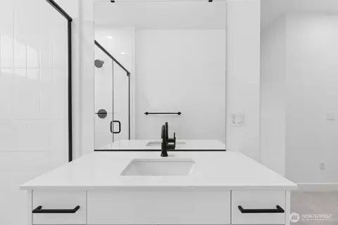 Bath - 18805 99th Ct NE #C, Bothell, WA 98011 photo 5 of 6