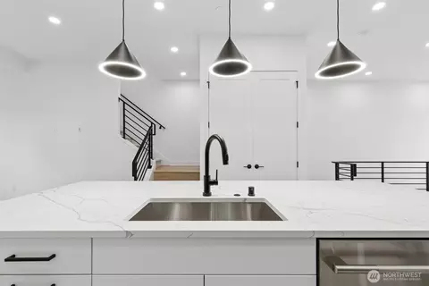 Kitchen - 18805 99th Ct NE #C, Bothell, WA 98011 photo 2 of 7