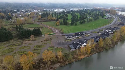 2000 S River Rd, Kelso, WA 98626