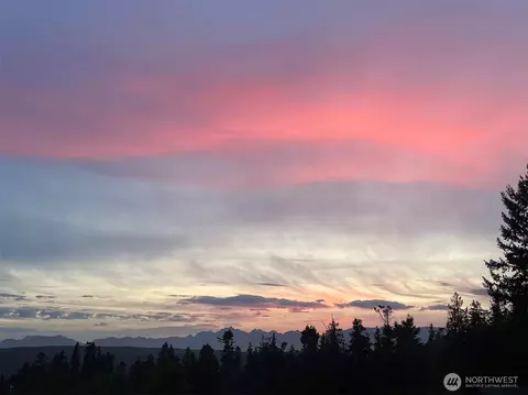 201 Stark Rd, Port Ludlow, WA 98365