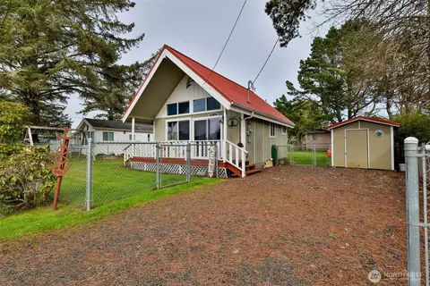 1660 1st Ave, Grayland, WA 98547