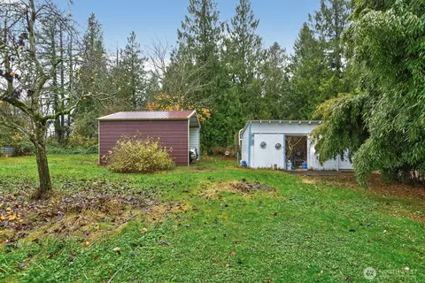 Exterior - 7554 Nooksack Rd, Everson, WA 98247 photo 7 of 12
