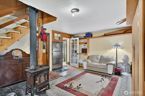 Living - 7554 Nooksack Rd, Everson, WA 98247 photo 3 of 3