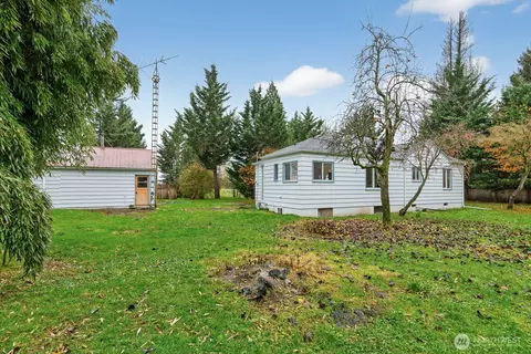Exterior - 7554 Nooksack Rd, Everson, WA 98247 photo 4 of 12