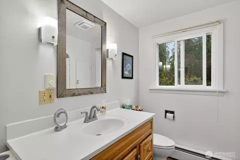 Bath - 7554 Nooksack Rd, Everson, WA 98247 photo 1 of 4