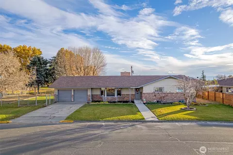 608 H St SE, Quincy, WA 98848