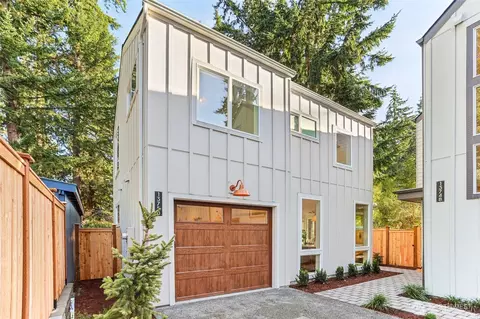 13750 Stone Ave N, Seattle, WA 98133