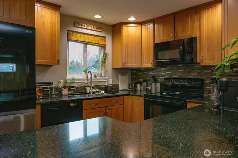 Kitchen - 151 Valley View Dr, Sequim, WA 98382 photo 1 of 3