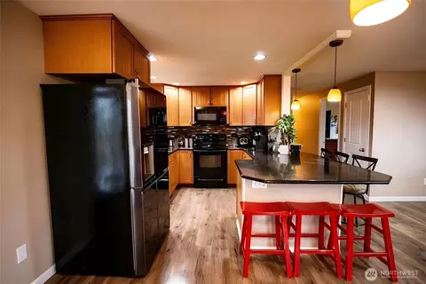 Kitchen - 151 Valley View Dr, Sequim, WA 98382 photo 3 of 3