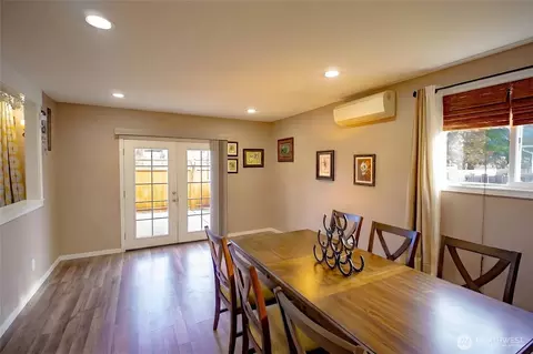 Dining - 151 Valley View Dr, Sequim, WA 98382 photo 1 of 3