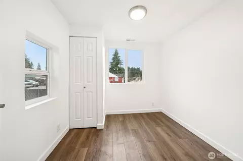 Bedroom - 17403 Spanaway Ln E, Spanaway, WA 98387 photo 3 of 5