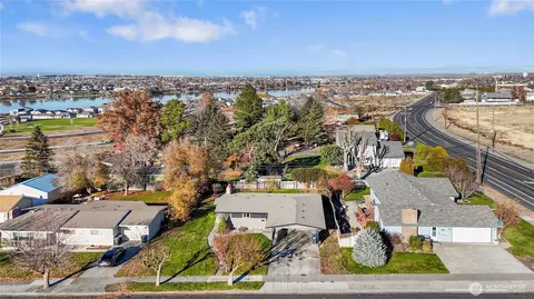 110 W Linden Ave, Moses Lake, WA 98837