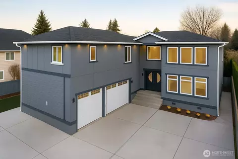 4679 S 144th St, Tukwila, WA 98168