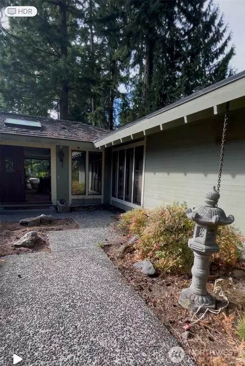 16503 76th Ave NE, Kenmore, WA 98028