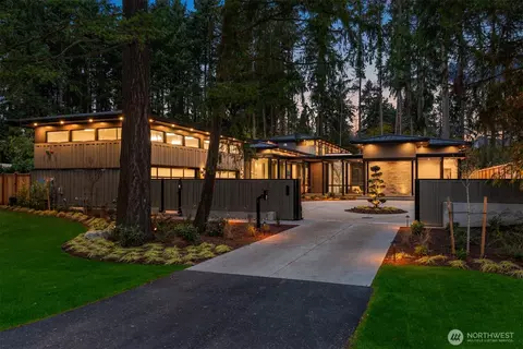 10620 SE 22nd St, Bellevue, WA 98004