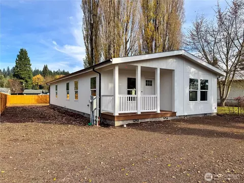 3060 Pennsylvania St, Longview, WA 98632
