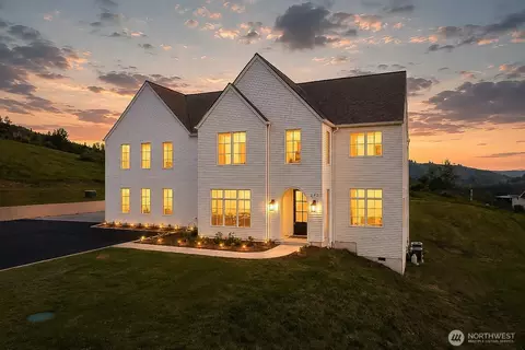 242 Cornerstone Ln, Woodland, WA 98674