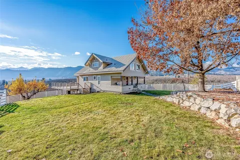 8133 N Dryden Rd, Cashmere, WA 98815