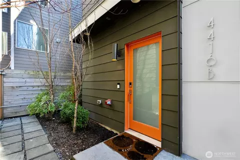 4416 Francis Ave N #B, Seattle, WA 98103