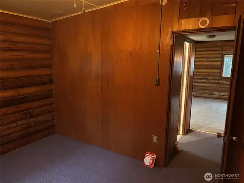 Bedroom - 311 E Murray Rd, Grapeview, WA 98546 photo 1 of 4