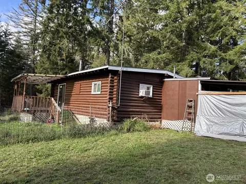 311 E Murray Rd, Grapeview, WA 98546