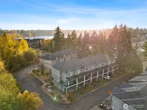 View/Area - 11024 20th Dr SE, Everett, WA 98208 photo 2 of 6