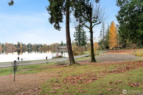 View/Area - 11024 20th Dr SE, Everett, WA 98208 photo 6 of 6
