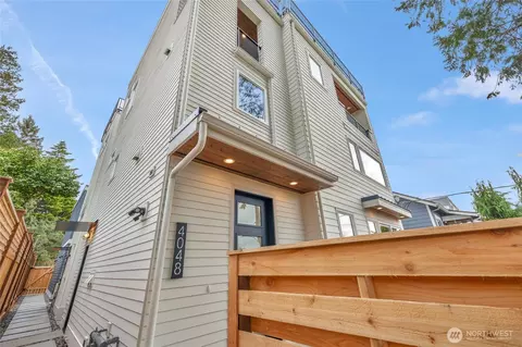 4048 32nd Ave W, Seattle, WA 98199