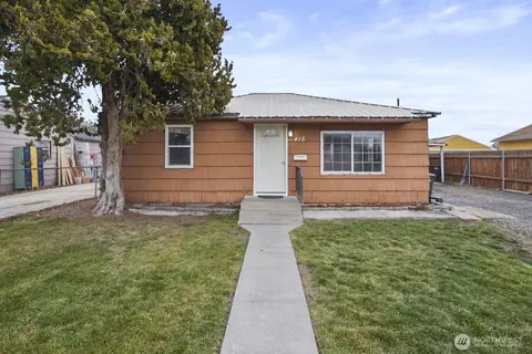 415 N Mattson Dr, Moses Lake, WA 98837
