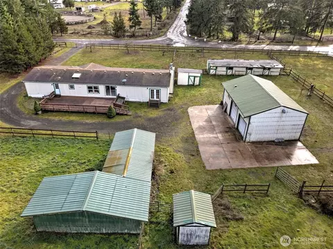 221 E Little Bear Ln, Shelton, WA 98584